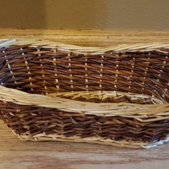 Wicker Basket - Picture 1 of 9